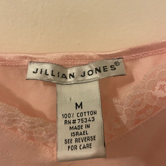 Baby pink tank top - Picture 2 of 3